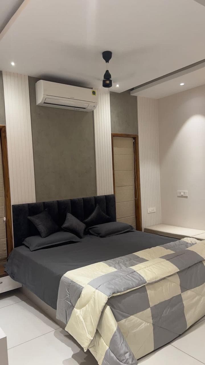 Modern Dark Accent Bedroom