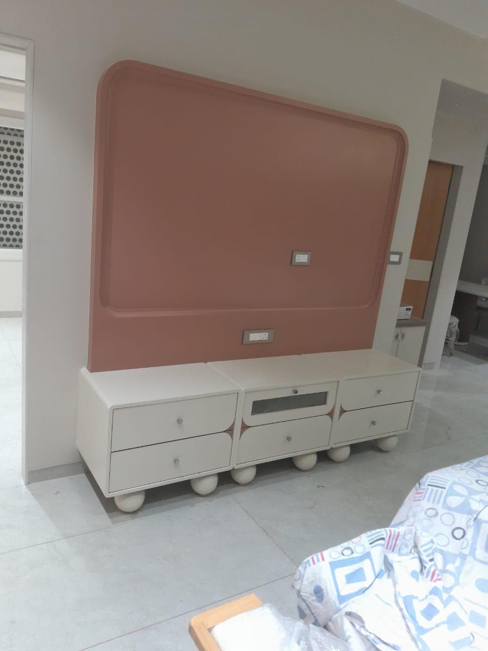Movable TV Unit